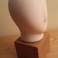 Scultura minimalista IKEA, serie NÅGON