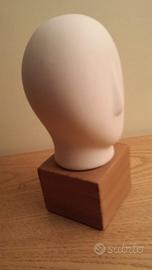 Scultura minimalista IKEA, serie NÅGON