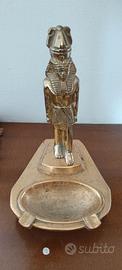 Statua
