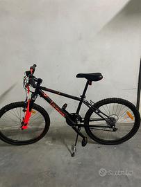 Mountain Bike B'Twin Poply 500, 24pollici RossaNer