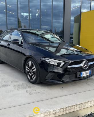 MERCEDES-BENZ A 180 d Automatic Business Extra