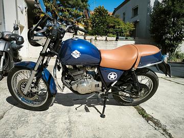 Suzuki TU 250 del 99 con 46.000 km
