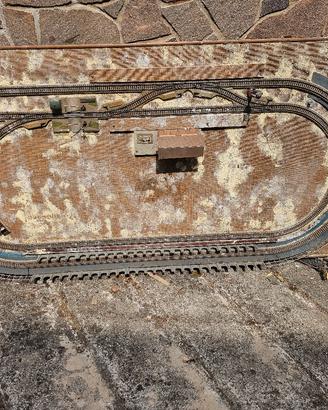 Plastico ferroviario vintage con binari