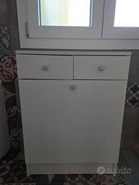 Mobiletto portabiancheria 30x 60