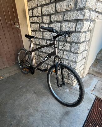 Mountain bike BTwin 26”