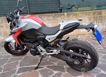 Bmw f 900 r - 2020