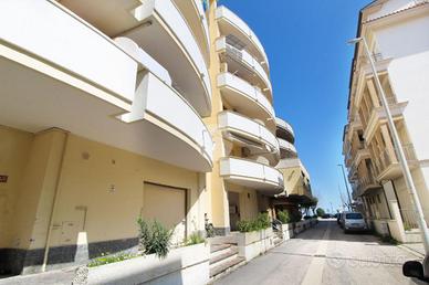 3 LOCALI A ALBA ADRIATICA