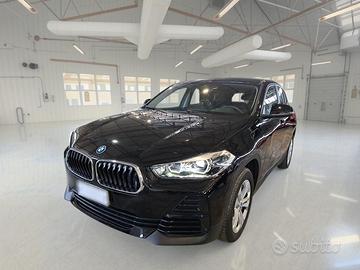 BMW X2 XDRIVE 25E BUSINESS X AUTOMATICO SUV