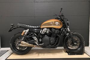 Suzuki gsx 750 Inazuma scrambler