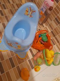 vasino con soggetti per bagnetto