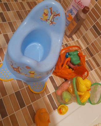 vasino con soggetti per bagnetto