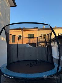 Trampolino elastico