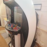 Cabinato perfettamente funzionante con 1000 giochi