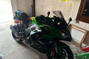 Kawasaki ninja 1100sx se tourer