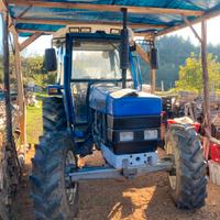Trattore Ford new holland 105 turbo