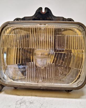 FANALE ANTERIORE DX TOYOTA HILUX (--) 2WD 2.4 D 8v