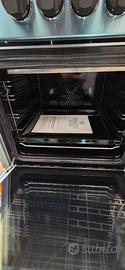 Cucina a gas con forno elettrico