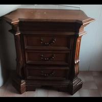 Letto matrimoniale cassettiera e comodino in legno