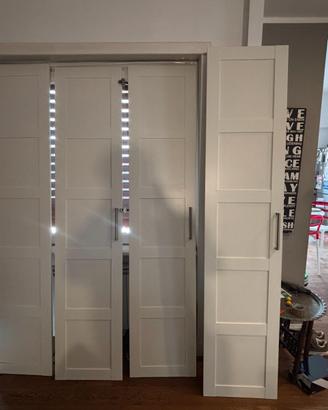 4 ante Ikea Pax bianche con cerniere e maniglia