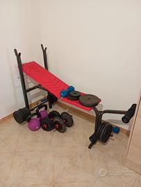 panca con pesi 