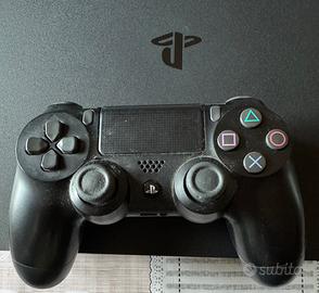 Ps4 Slim  1tb + joystick + 5 giochi