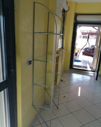 scaffale in vetro 