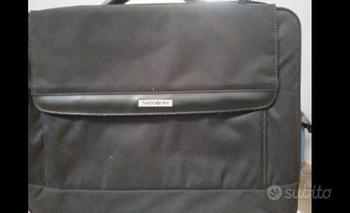 Valigetta nera porta pc