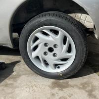 Cerchi e gomme