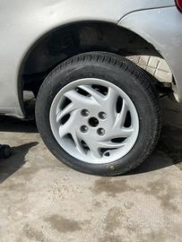 Cerchi e gomme