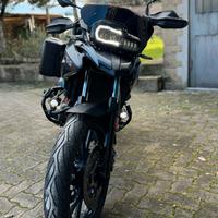 BMW f700gs