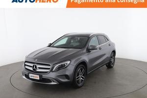 MERCEDES-BENZ GLA 200 SE10008