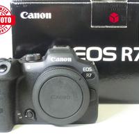 CANON EOS R7