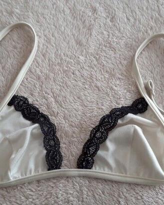 Reggiseno bianco pizzo nero taglia 3 - 75B