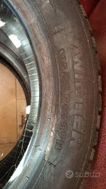 Gomme auto invernali.