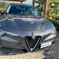 Alfa Romeo Stelvio 2.2 Turbodiesel 190 CV AT8 Q4 B