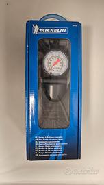 pompa a piede Michelin