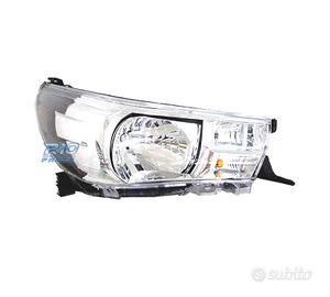 FANALE DESTRO PER TOYOTA HILUX 15-