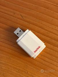 Lettore schede SD card USB Sandisk
