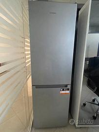 Frigorifero Combinato Indesit Grigio / Silver