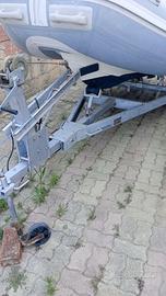 carrello gommone barca