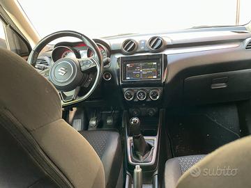 SUZUKI Swift 1.2 Hybrid Top