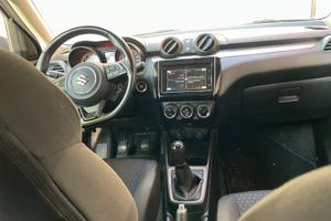 SUZUKI Swift 1.2 Hybrid Top