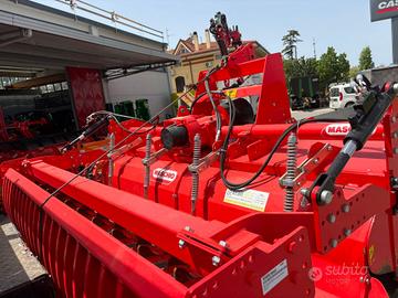 MASCHIO SC 250 RULLO PACKER CON POCHISSIME ORE DI 