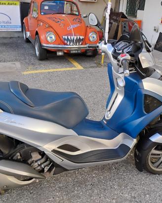 Piaggio MP3 300 ie