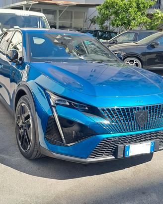 Peugeot 408 1.6 Plug-in Hybrid 225 e-EAT8 GT