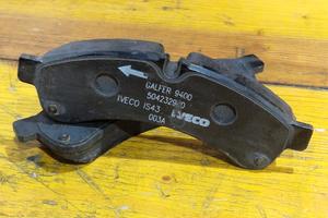 PASTICCHE FRENO IVECO DAILY OEM 504232980 ECC.