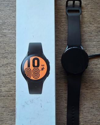Samsung Galaxy Watch 4 - € 60