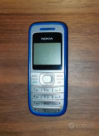 Telefonino Nokia 1200 RH-99 con caricatore 