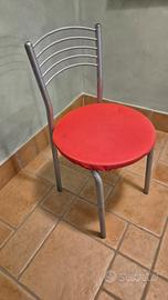  Sedia con struttura in acciaio