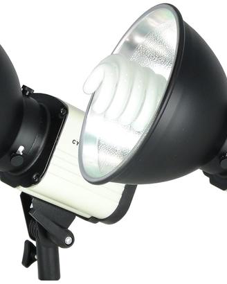 DynaSun 2X CY25W Illuminatore da Studio + stativi